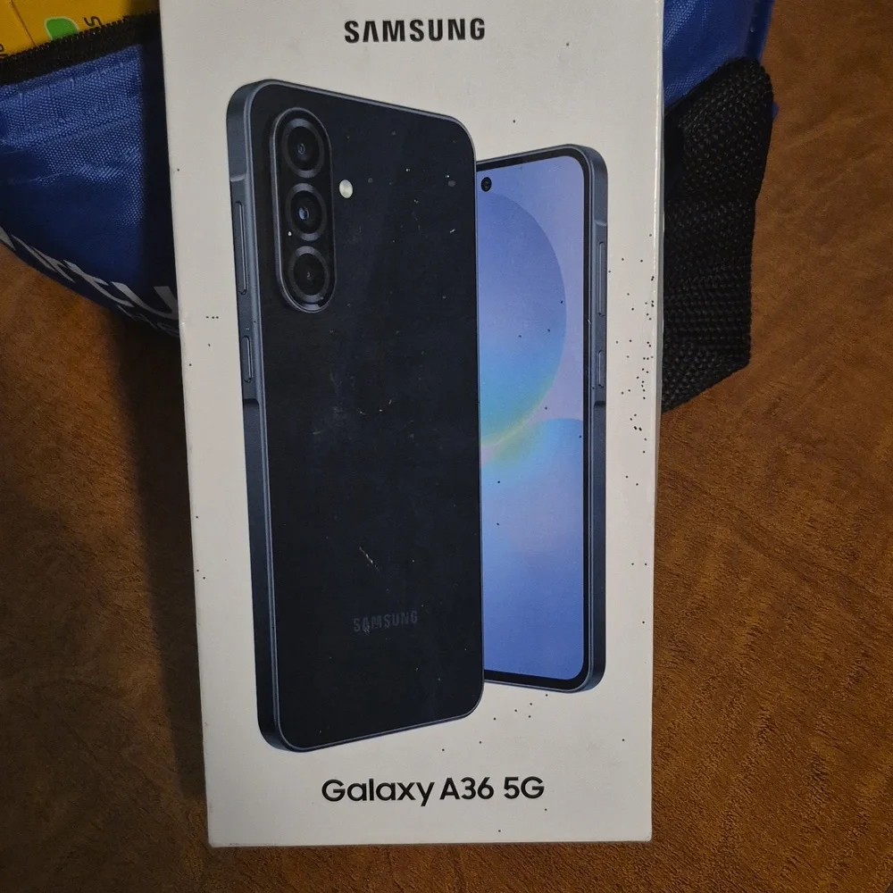 Samsung Galaxy A36 5G -Awesome black Unlocked,128 gb